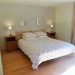 Grande Maison Rénovée, Piscine, 4 Chambres, Vaste Terrain, Près Piste Cyclable Et Pêche, Wi-fi Inclus - Fr-1-426-408 * Fontenay-le-Comte