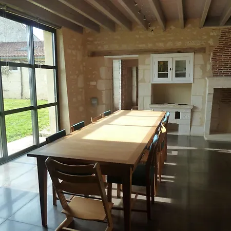 Grande Maison Renovee, Piscine, 4 Chambres, Vaste Terrain, Pres Piste Cyclable Et Peche, Wi-fi Inclus - Fr-1-426-408 Nyaraló Fontenay-le-Comte