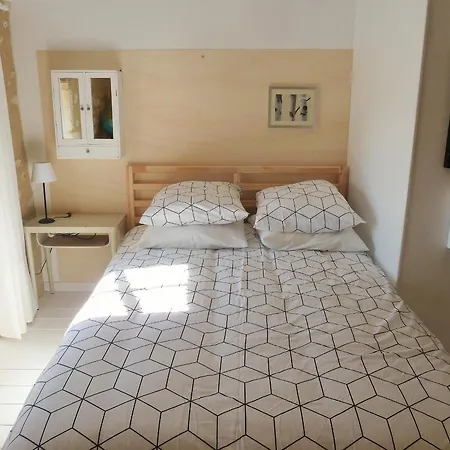 Grande Maison Renovee, Piscine, 4 Chambres, Vaste Terrain, Pres Piste Cyclable Et Peche, Wi-fi Inclus - Fr-1-426-408 Fontenay-le-Comte