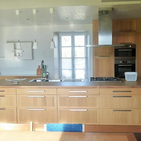 Grande Maison Renovee, Piscine, 4 Chambres, Vaste Terrain, Pres Piste Cyclable Et Peche, Wi-fi Inclus - Fr-1-426-408 * Fontenay-le-Comte