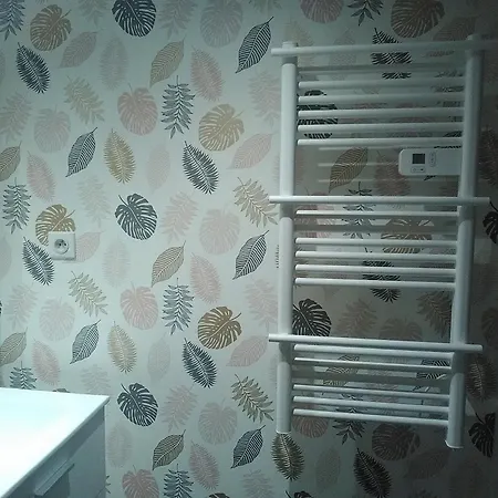 Grande Maison Renovee, Piscine, 4 Chambres, Vaste Terrain, Pres Piste Cyclable Et Peche, Wi-fi Inclus - Fr-1-426-408 Nyaraló