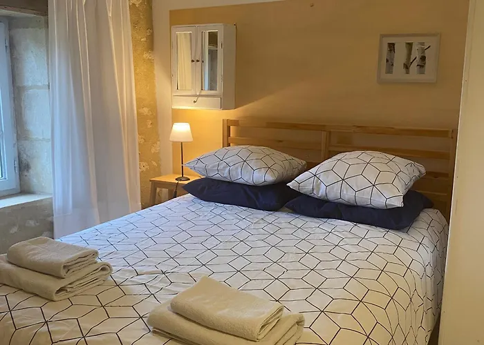 Grande Maison Renovee, Piscine, 4 Chambres, Vaste Terrain, Pres Piste Cyclable Et Peche, Wi-fi Inclus - Fr-1-426-408 בית נופש פונטנה-לה-קומט