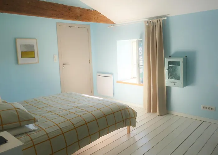 Grande Maison Renovee, Piscine, 4 Chambres, Vaste Terrain, Pres Piste Cyclable Et Peche, Wi-fi Inclus - Fr-1-426-408 פונטנה-לה-קומט