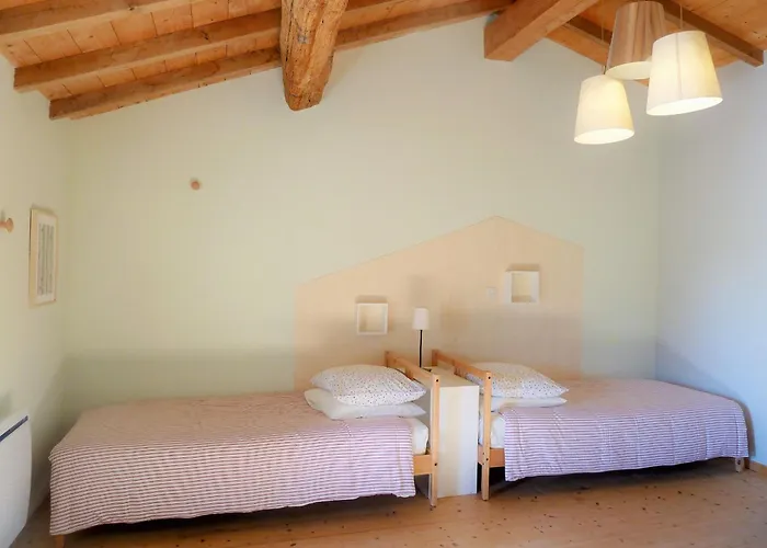 בית נופש Grande Maison Renovee, Piscine, 4 Chambres, Vaste Terrain, Pres Piste Cyclable Et Peche, Wi-fi Inclus - Fr-1-426-408 פונטנה-לה-קומט