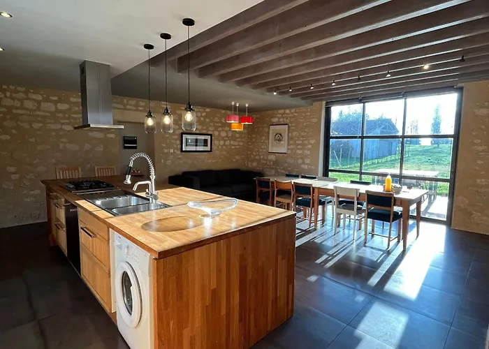 Grande Maison Renovee, Piscine, 4 Chambres, Vaste Terrain, Pres Piste Cyclable Et Peche, Wi-fi Inclus - Fr-1-426-408 * פונטנה-לה-קומט