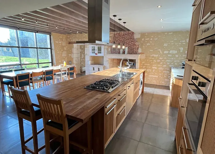 Grande Maison Renovee, Piscine, 4 Chambres, Vaste Terrain, Pres Piste Cyclable Et Peche, Wi-fi Inclus - Fr-1-426-408 פונטנה-לה-קומט